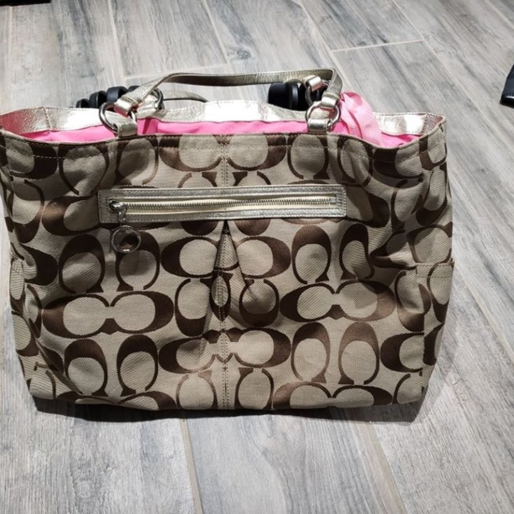 Authentic Coach Signature Gabby Carry Purse Bag